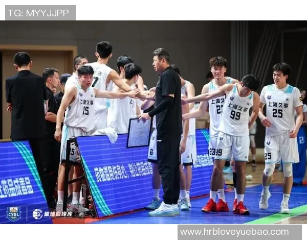 锦标赛点评:上海篮球队的配合表现 锦标赛点评:上海篮球队的配合表现
