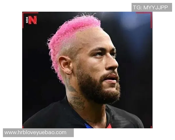 足球明星们的独特发型风格与个性展示探秘 足球明星们的独特发型风格与个性展示探秘