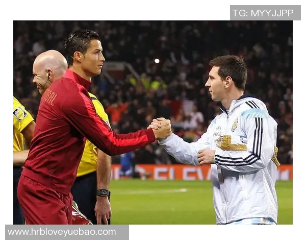 足球明星的绝技揭秘:从梅西的盘带到C罗的头球技巧全解析 足球明星的绝技揭秘:从梅西的盘带到C罗的头球技巧全解析